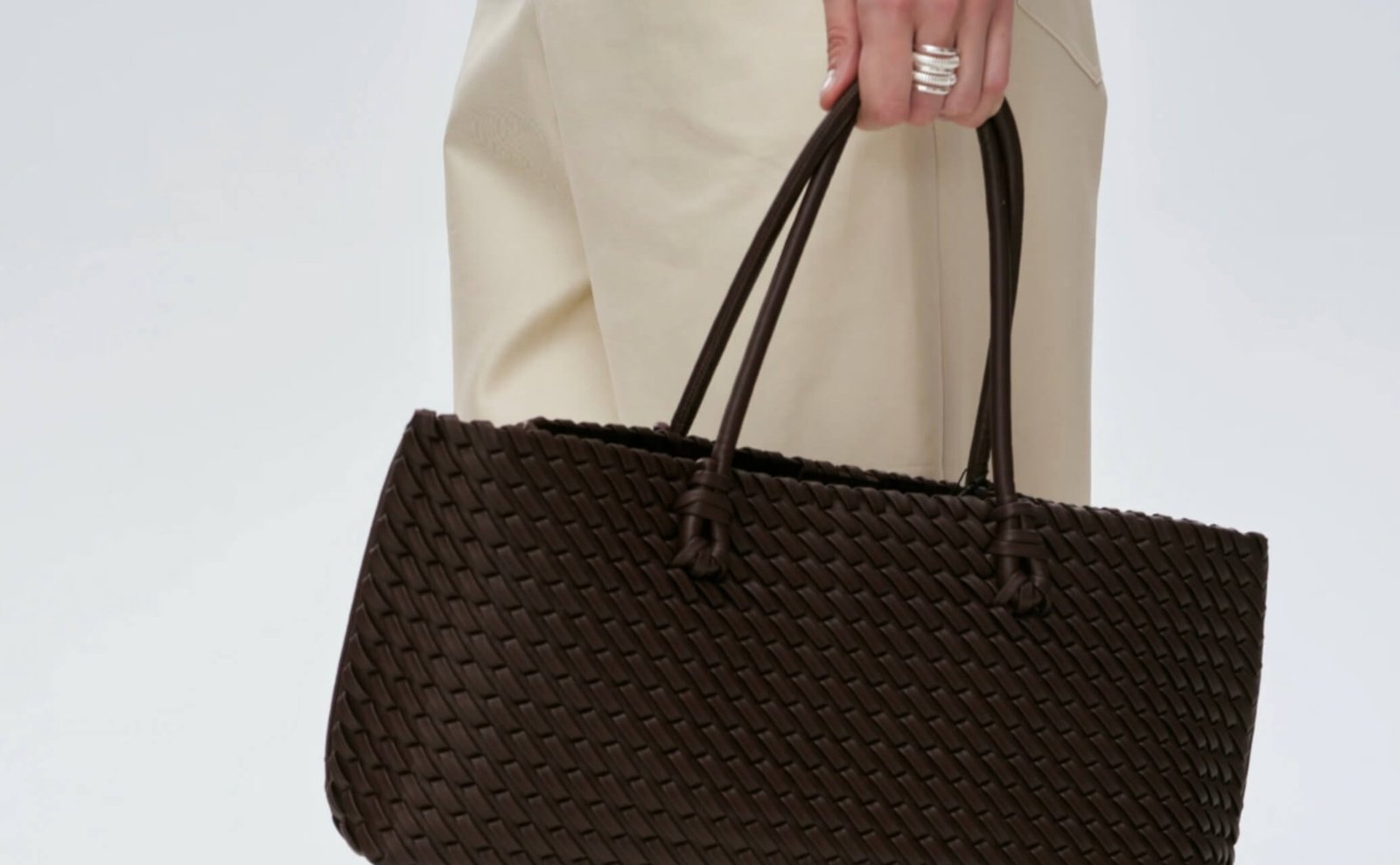 modern woven leather bag in neutral tone