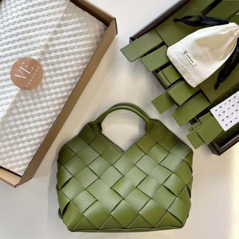 Pre-cut green woven bag DIY kit materials